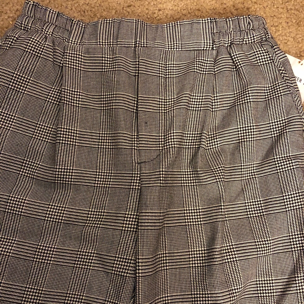 Pants - Picture 2 of 3